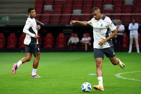 作为阿森纳 作为阿森纳